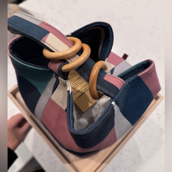 Hand Made Designer Bag from Taiwan 🇹🇼 - Picture 2 of 4